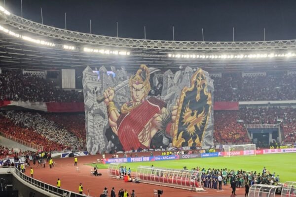 Here are some alternate title suggestions for “Koreografi Berhias Tifo Pendekar Wayang Warnai Laga Indonesia vs China”:
1. “Pertarungan Seni: Tifo Pendekar Wayang Meriahkan Pertandingan Indonesia vs China”
2. “Aksi Kreatif: Koreografi Tifo Pendekar Wayang di Laga Indonesia Melawan China”
3. “Tifo Pendekar Wayang: Koreografi Warna-warni di Arena Indonesia vs China”
4. “Pesona Tifo dan Wayang: Memeriahkan Duel Indonesia Vs China”
5. “Harmoni Seni dan Olahraga: Koreografi Tifo dalam Pertandingan Indonesia vs China”
6. “Kreativitas Tifo Pendekar Wayang: Menyemarakkan Laga Indonesia dan China”
7. “Koreografi Berwarna: Keberanian Pendekar Wayang di Laga Indonesia vs China”
8. “Semarak Pertandingan: Tifo Pendekar Wayang Sukses Hiasi Laga Indonesia vs China”
Feel free to mix and match ideas or modify them as needed! Here are some alternate title suggestions for "Koreografi Berhias Tifo Pendekar Wayang Warnai Laga Indonesia vs China":
1. "Pertarungan Seni: Tifo Pendekar Wayang Meriahkan Pertandingan Indonesia vs China"
2. "Aksi Kreatif: Koreografi Tifo Pendekar Wayang di Laga Indonesia Melawan China"
3. "Tifo Pendekar Wayang: Koreografi Warna-warni di Arena Indonesia vs China"
4. "Pesona Tifo dan Wayang: Memeriahkan Duel Indonesia Vs China"
5. "Harmoni Seni dan Olahraga: Koreografi Tifo dalam Pertandingan Indonesia vs China"
6. "Kreativitas Tifo Pendekar Wayang: Menyemarakkan Laga Indonesia dan China"
7. "Koreografi Berwarna: Keberanian Pendekar Wayang di Laga Indonesia vs China"
8. "Semarak Pertandingan: Tifo Pendekar Wayang Sukses Hiasi Laga Indonesia vs China"
Feel free to mix and match ideas or modify them as needed!