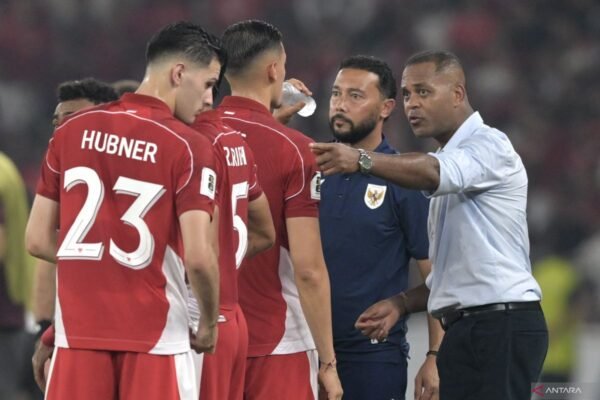 Miliano Jonathans Telah Berhubungan dengan Patrick Kluivert Miliano Jonathans Telah Berhubungan dengan Patrick Kluivert