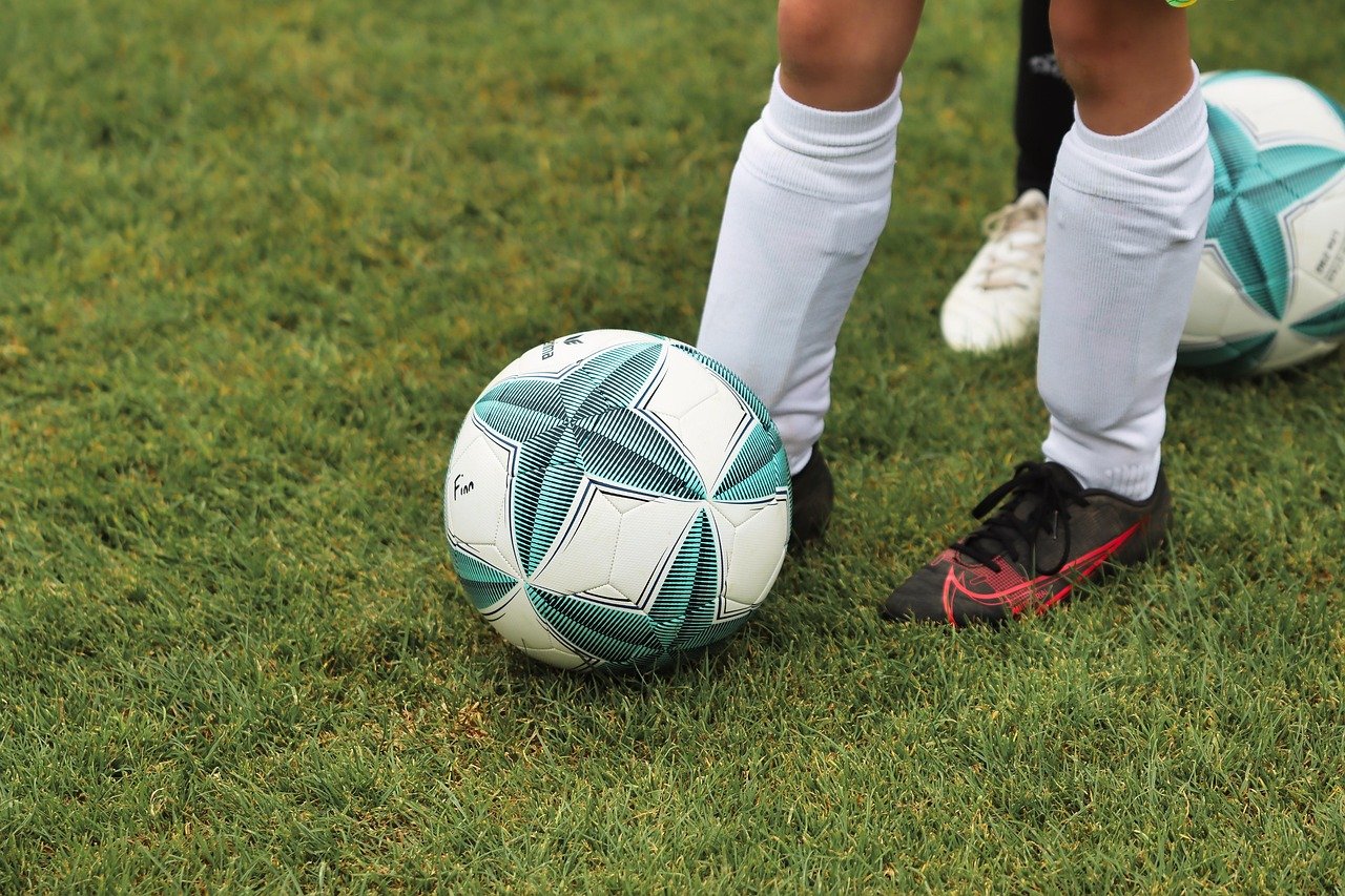 Persaingan Ketat di Kompetisi Sepak Bola PSSI Banda Aceh