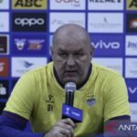 Hodak: Persib Bandung Akan Hadapi Tantangan Berat Lawan Borneo FC