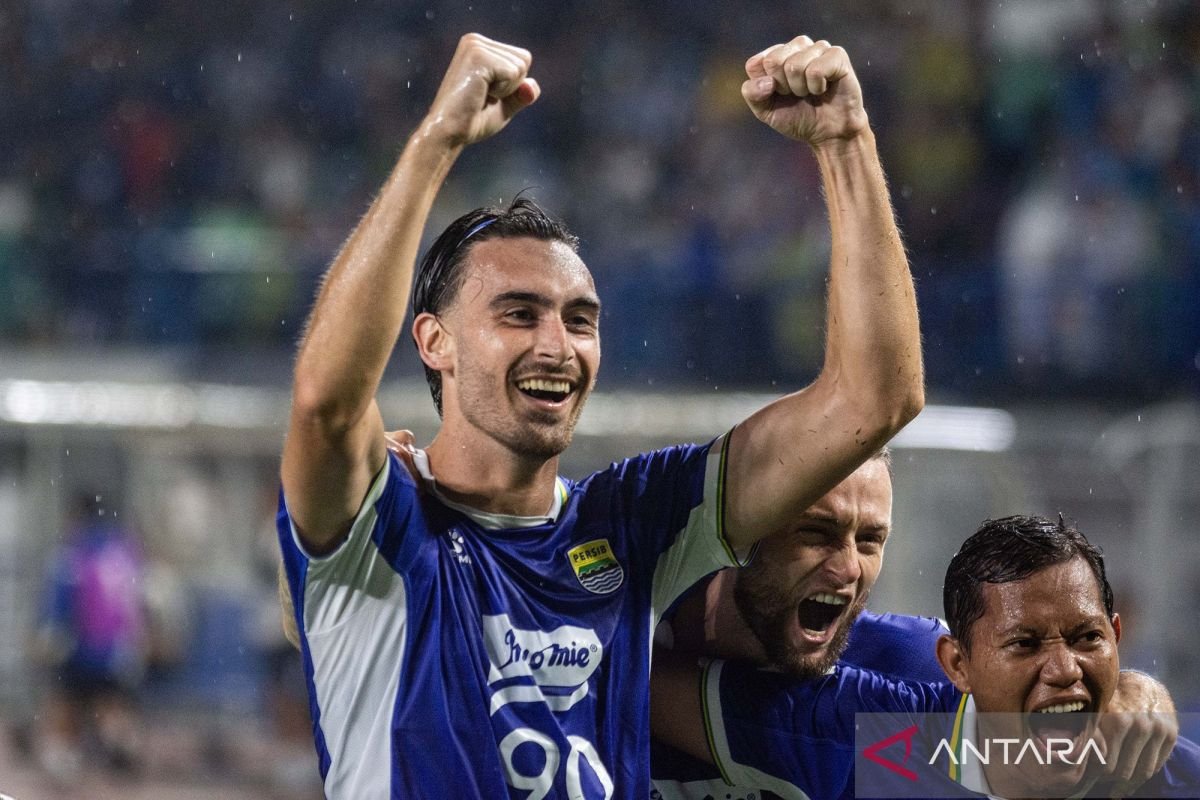 Persib Bandung Menghadapi Ancaman Kehilangan Tiga Pemain saat Melawan Borneo FC